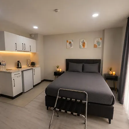 Pera L D'east Signature 3*