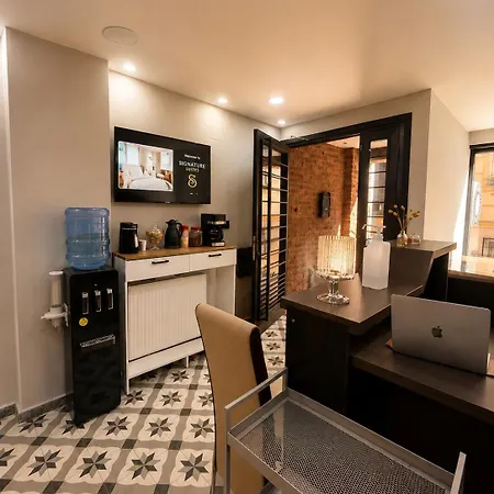 Pera L D'east Signature Hotel
